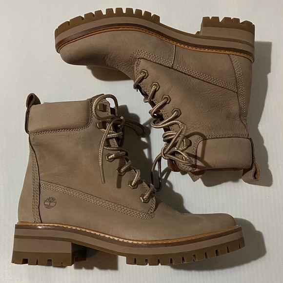 Timberland Women's Courmayeur Valley Lace Up Boot - Picture 6 of 6